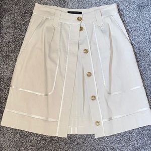 RARE Elie Tahari semi- pleaded skirt